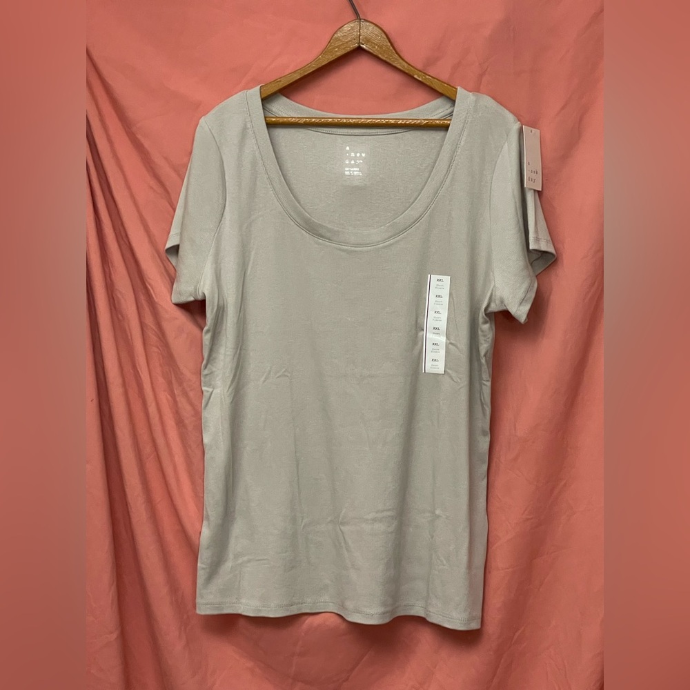 A New Day Women's Beige Scoop Neck Shirtsleeve Top